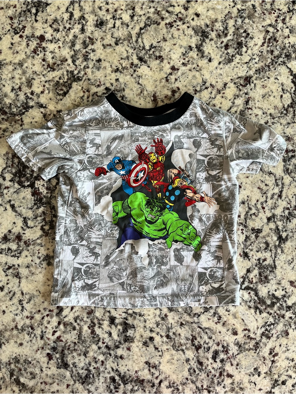 Marvel Boys Short Sleeve Tee White Gray with Green Red Blue Accents
